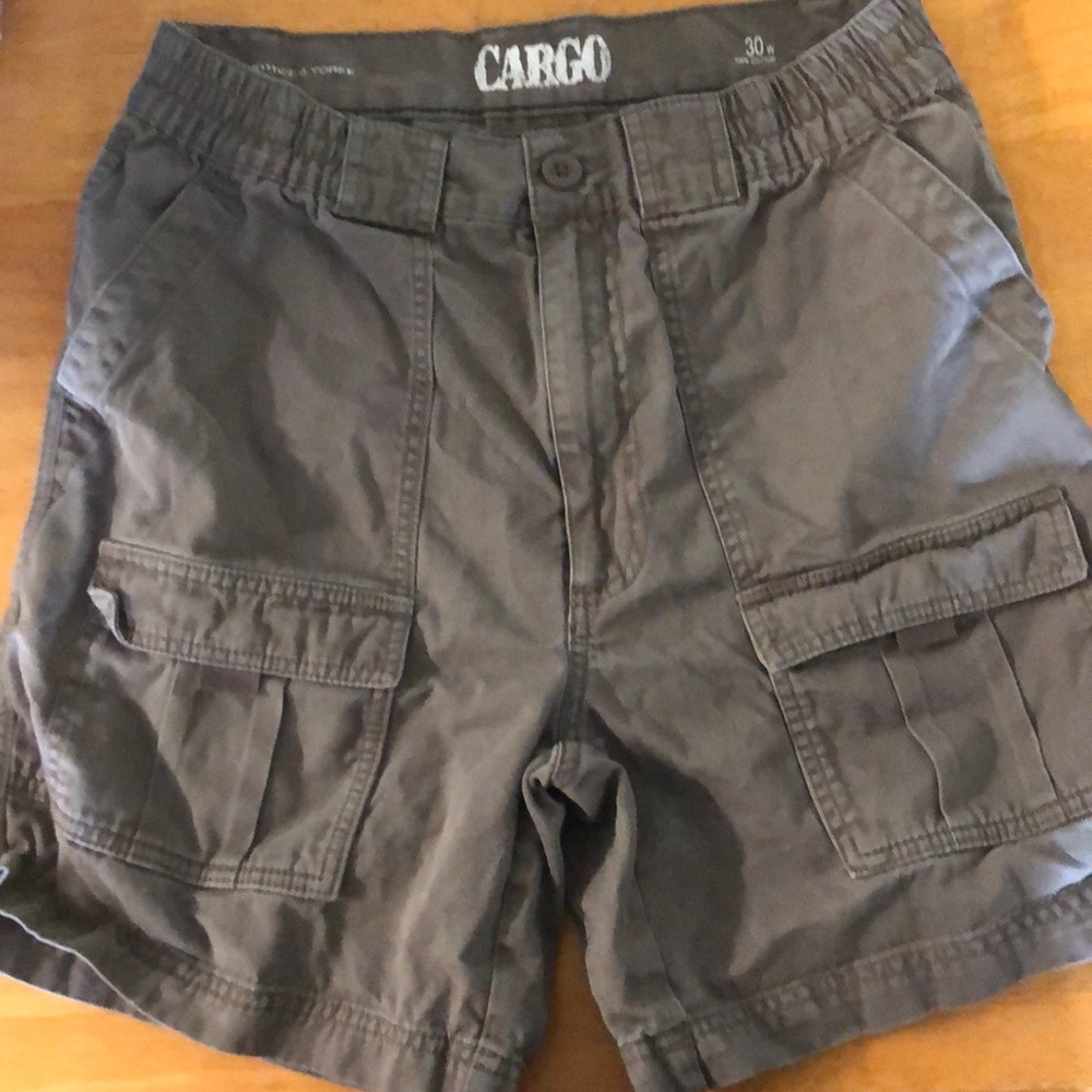 5 inch cargo shorts medium